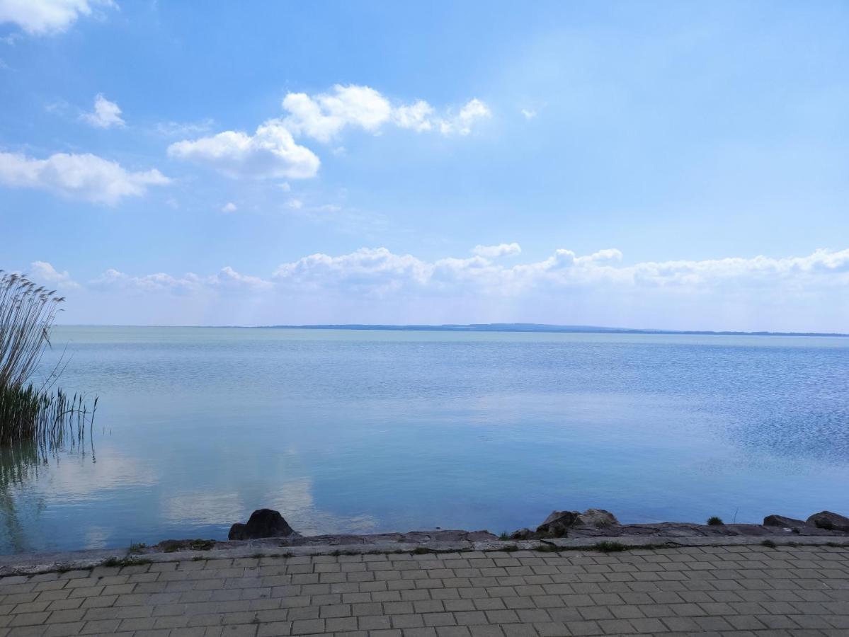 Royal Relax Apartman Keszthely Exterior foto